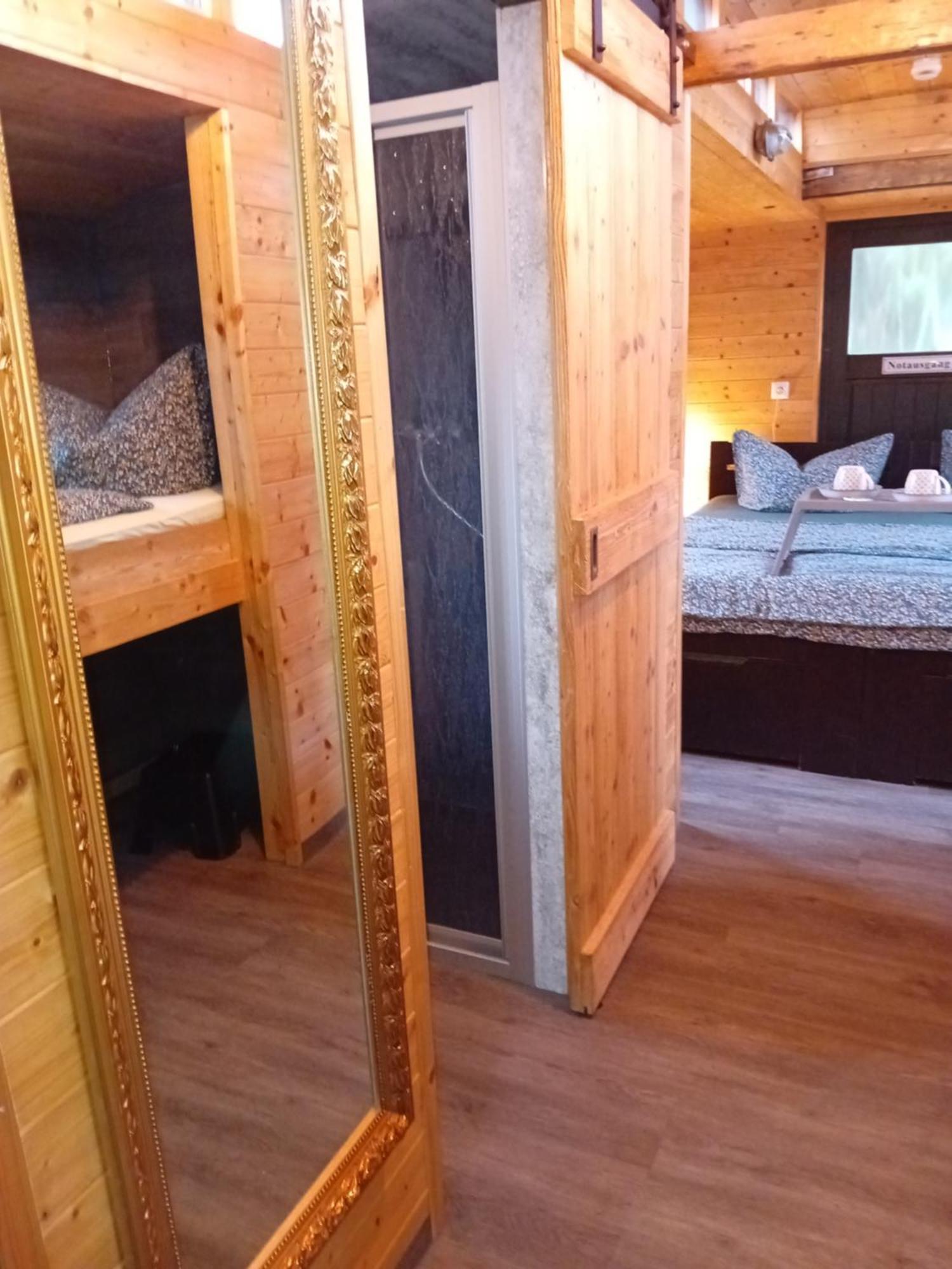 Eisenbahnromantik Im Urlaub Heinsdorfergrund ภายนอก รูปภาพ